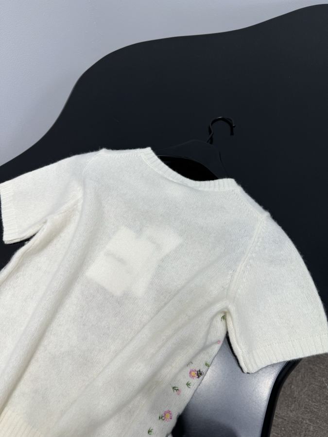 Dior Women 𝐷 𝑜*26 new cashmere wool crew neck sweater — AAA Quality Replica — photo 9