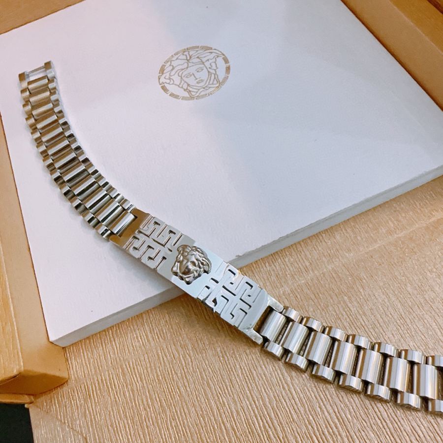 Versace Jewelry Dumeisa logo armband — photo 2