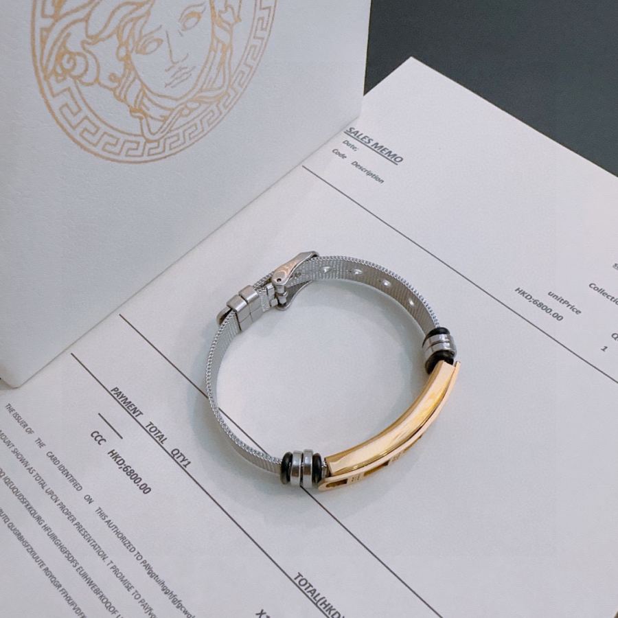 Versace Jewelry Dumeisa logo bracelet, exquisitely crafted with diamonds — Premium Replica — photo 6
