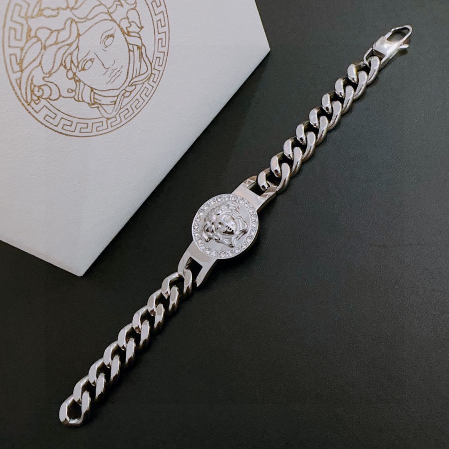 Versace Jewelry Dumeisa logo bracelet, exquisitely crafted with diamonds — 1:1 Replica For Sale — photo 4