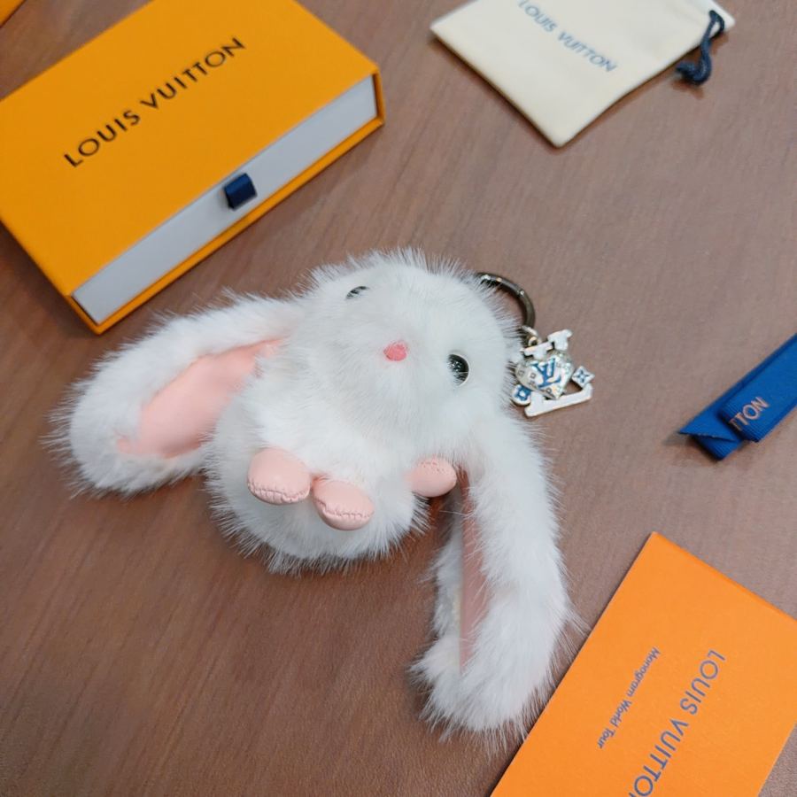 Louis Vuitton Jewelry New Release LV Keychain lv New Charm Anger Forest Keychain — AAA Quality Replica — photo 5