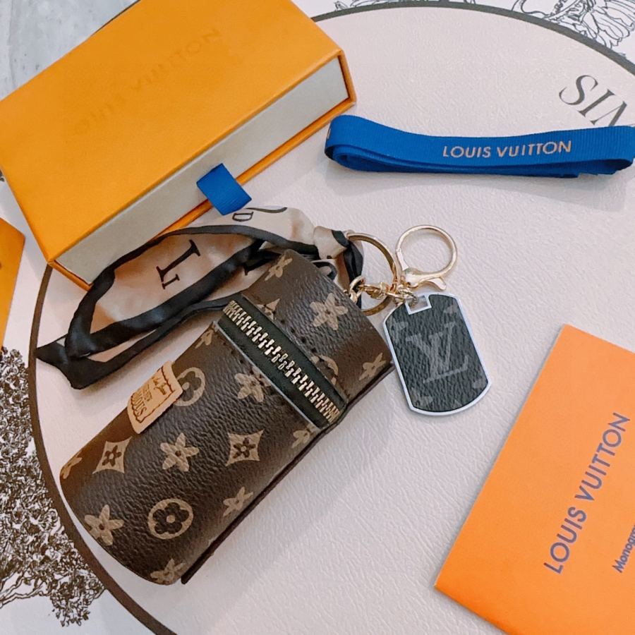 Louis Vuitton Jewelry New Release LV Keychain lv New Charm Anger Forest Keychain — 1:1 Replica For Sale — photo 5