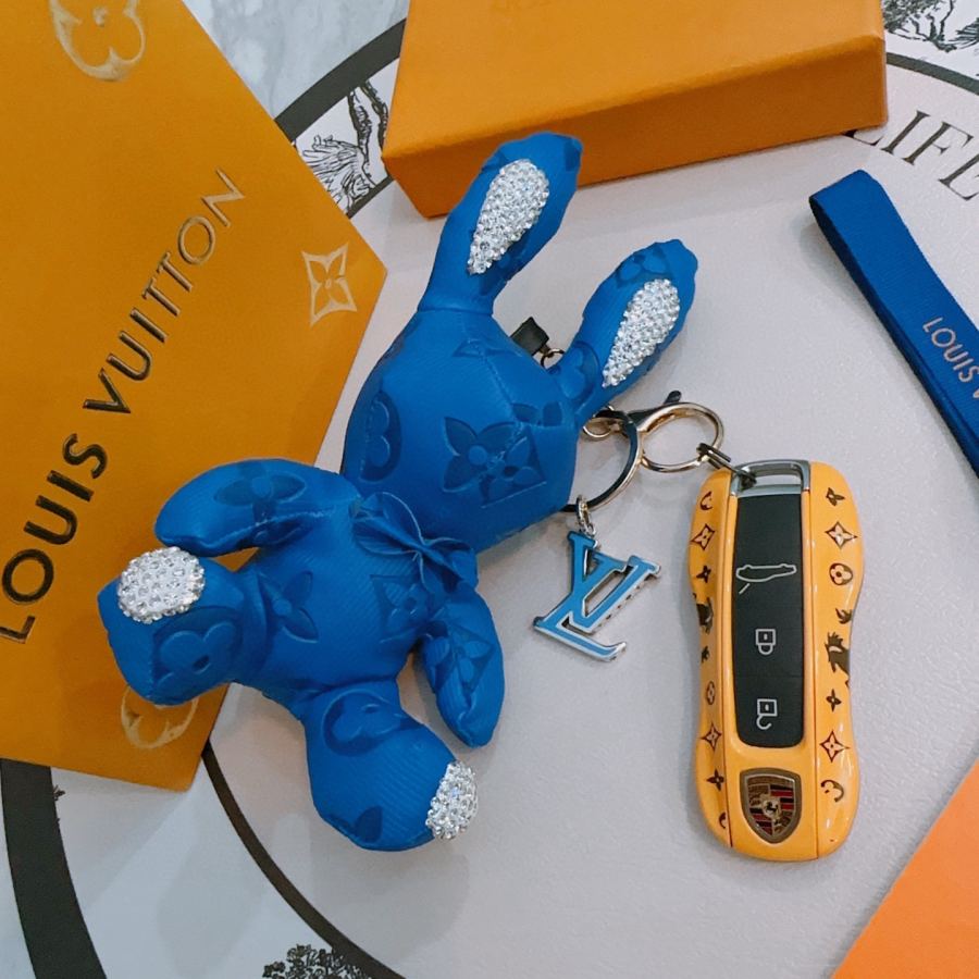 Louis Vuitton Jewelry New Release LV Keychain lv New Charm Anger Forest Keychain — 1:1 Replica — photo 4