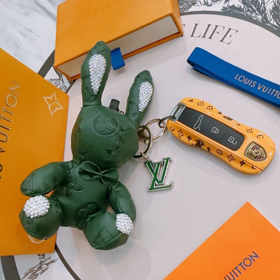 Louis Vuitton Jewelry New Release LV Keychain lv New Charm Anger Forest Keychain — AAA Quality Replica — photo 4