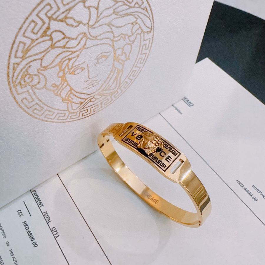 Versace Jewelry Dumeisa logo bracelet, diamond inlaid, exquisite craftsmanship — AAA Quality Replica — photo 2