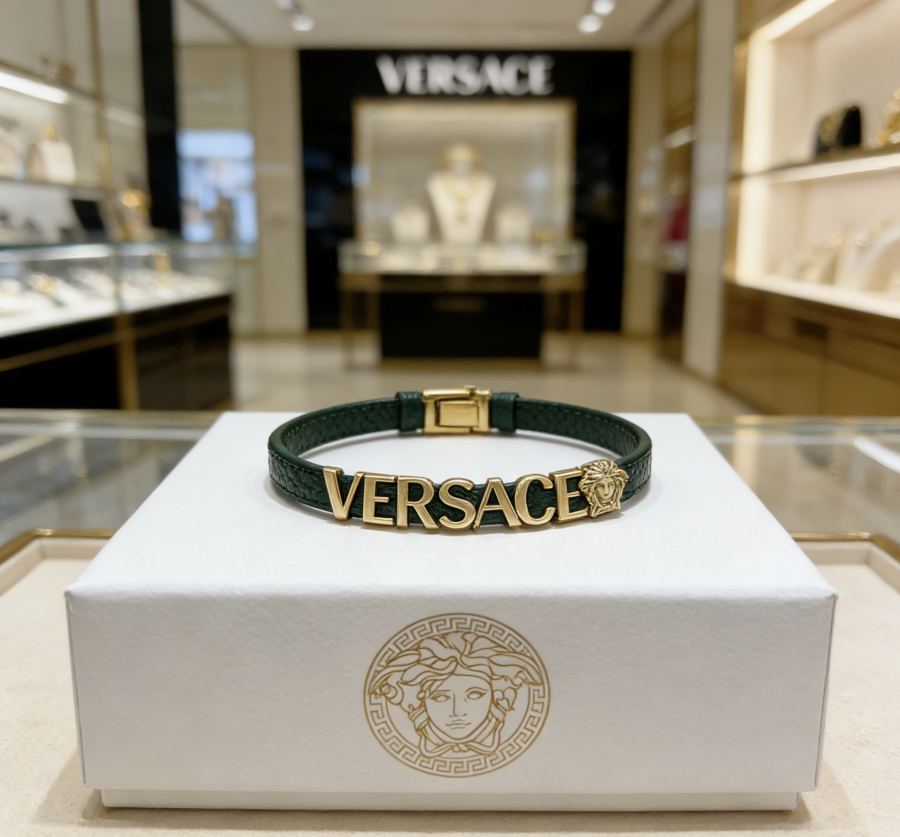Versace Jewelry Dumeisha logo cowhide bracelet — Premium Replica — photo 2