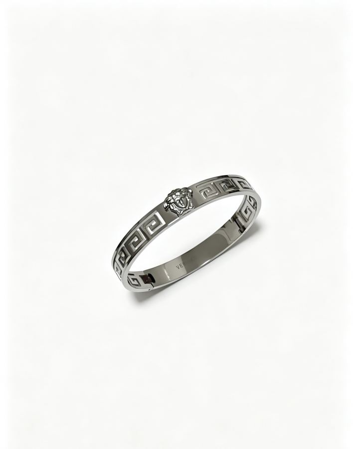 Versace Jewelry Dumeisa logo bracelet, diamond inlaid, exquisite craftsmanship — Premium Replica — photo 2