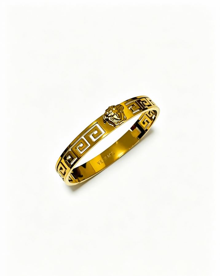 Versace Jewelry Dumeisa logo bracelet, diamond inlaid, exquisite craftsmanship — AAA Quality Replica — photo 3