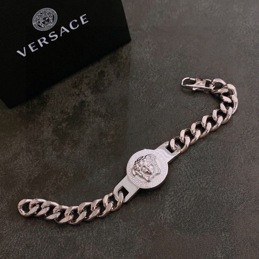Versace Jewelry Dumeisa logo bracelet, diamond inlaid, exquisite craftsmanship — 1:1 Replica For Sale — photo 6