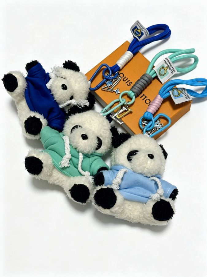 Louis Vuitton Jewelry New Release LV Keychain lv New Charm Anger Forest Keychain — 1:1 Replica — photo 8