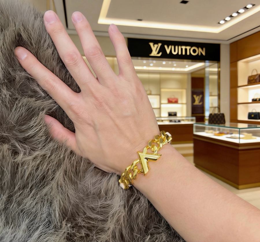 Louis Vuitton Jewelry LV Новинка — photo 5