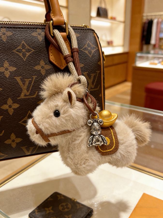 Louis Vuitton Jewelry New Release LV Keychain lv New Charm Anger Forest Keychain — Premium Replica — photo 7