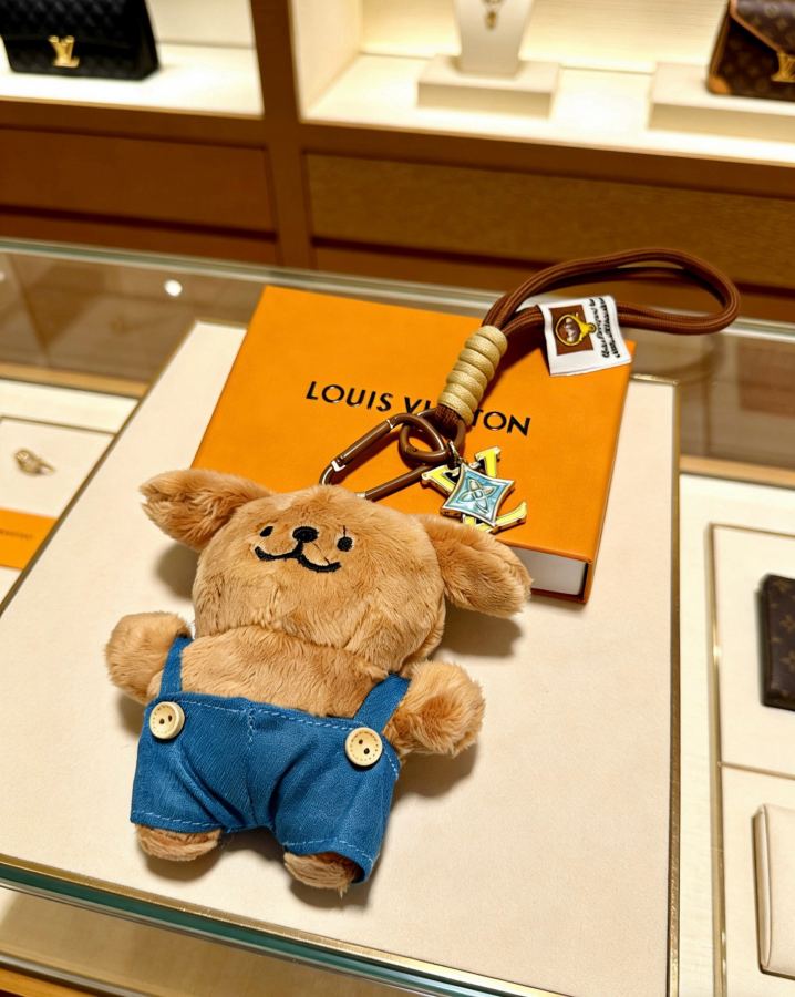 Louis Vuitton Jewelry New Release LV Keychain lv New Charm Anger Forest Keychain — 1:1 Replica