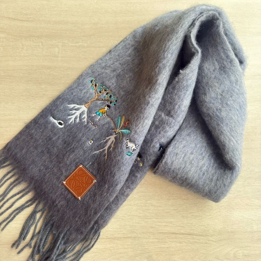 Loewe scarf Loewe Suna Fujita 185*23cm 63% 35% 2% — 1:1 Replica — photo 9
