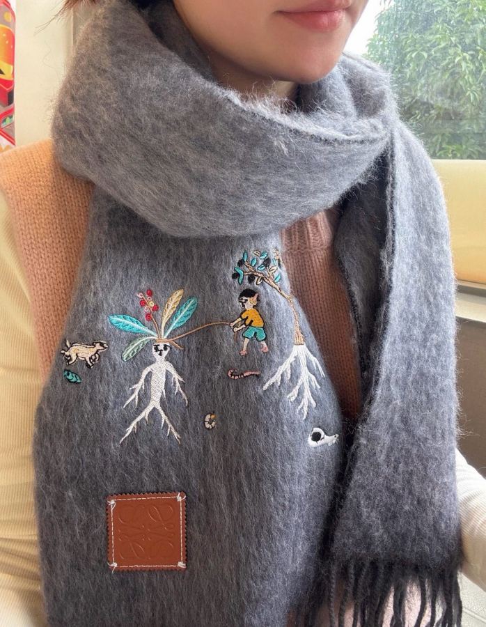 Loewe scarf Loewe Suna Fujita 185*23cm 63% 35% 2% — 1:1 Replica