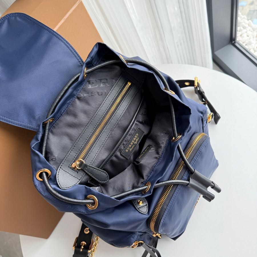 Burberry bag The B medium-sized military backpack, rainproof nylon, topstitched leather trim, 22 — AAA Quality Replica — photo 7