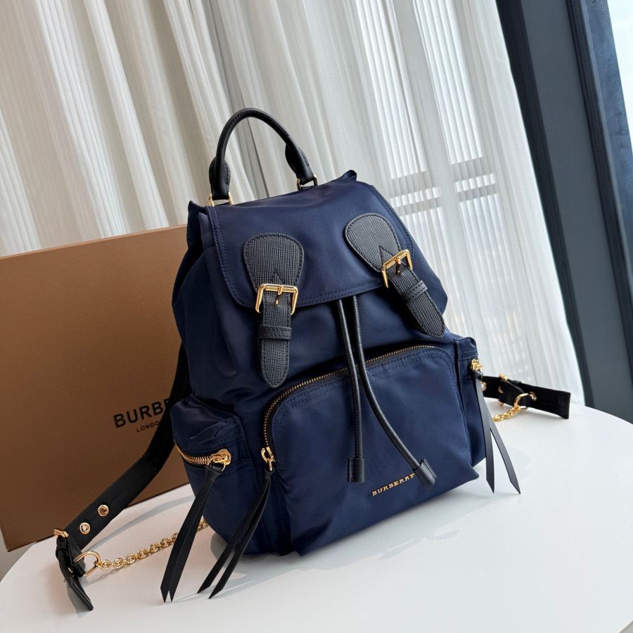 Burberry bag The B medium-sized military backpack, rainproof nylon, topstitched leather trim, 22 — AAA Quality Replica — photo 3