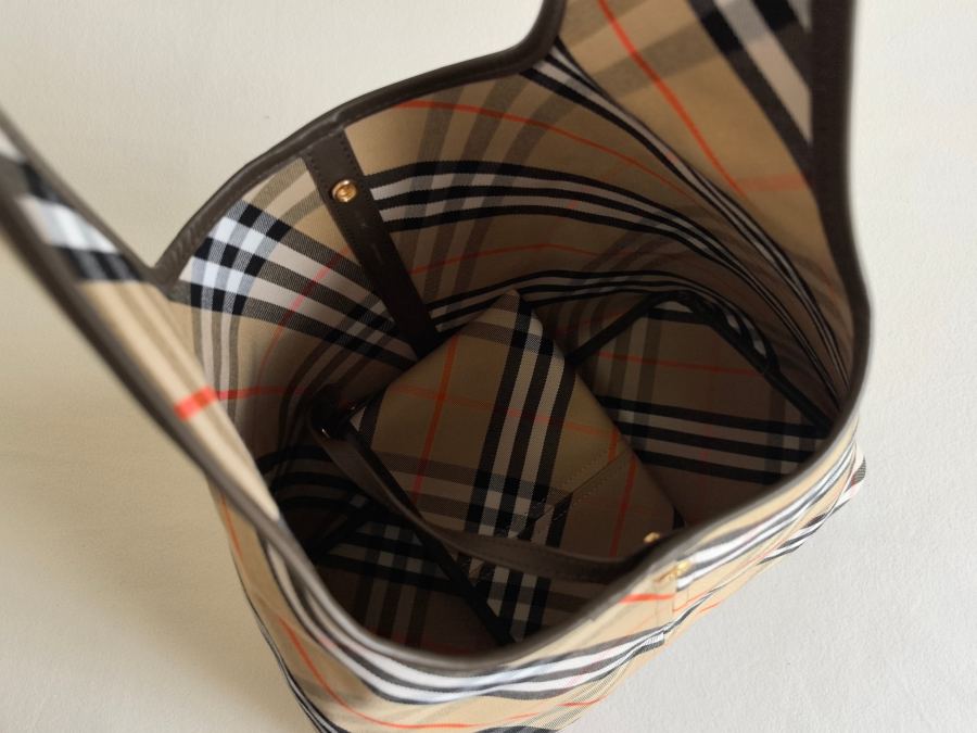 Burberry bag black striped large size, high-end unique, pure cotton fabric with original cowhide, — 1:1 Replica — photo 7