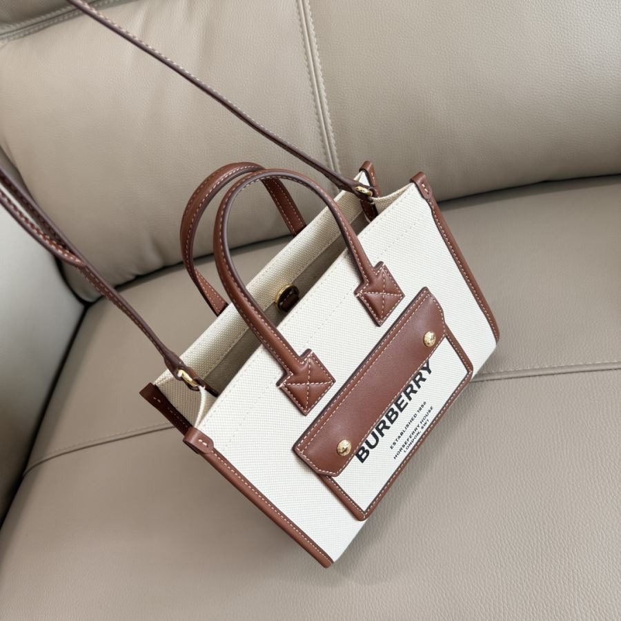 Burberry bag B freya Horseferry 23 x 8 x 19 cm — Premium Replica — photo 4