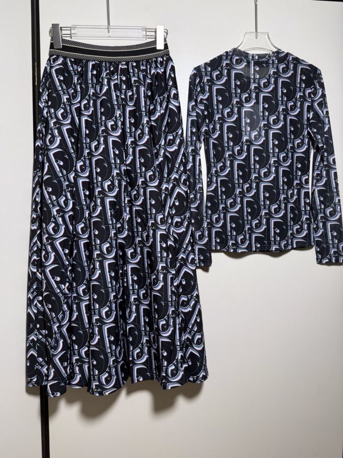Dior Kvinnor Dior | Dior logotyp T ＋ SMLXL — photo 4
