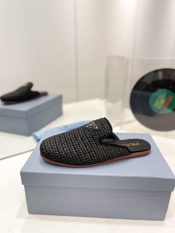 Prada women's shoes Factory price Prada New woven shoes and straw woven shoes! — 1:1 Replica — photo 4