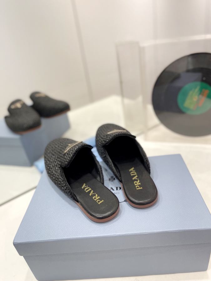 Prada women's shoes Factory price Prada New woven shoes and straw woven shoes! — 1:1 Replica — photo 9