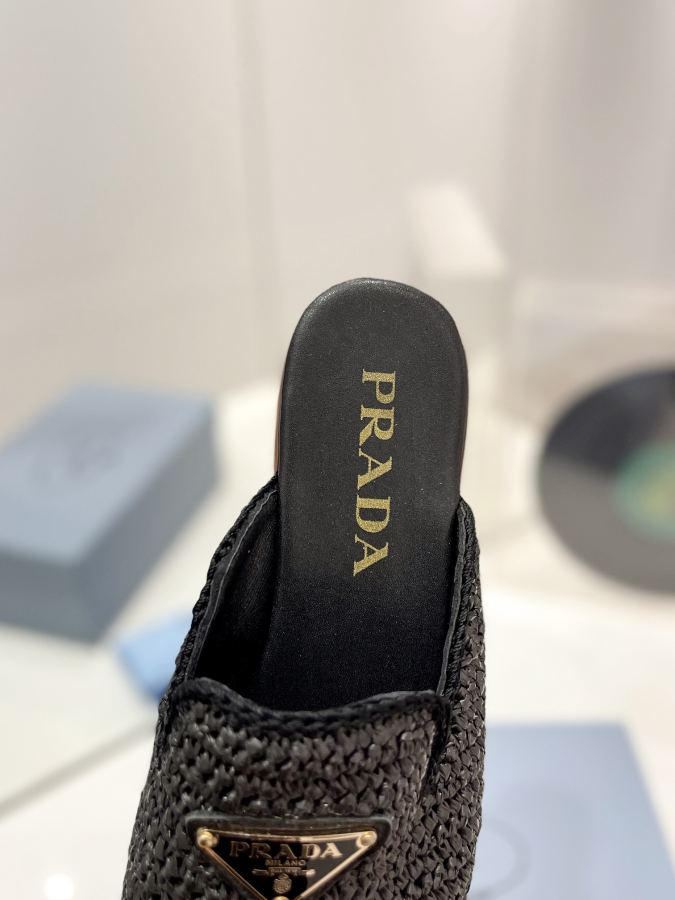 Prada women's shoes Factory price Prada New woven shoes and straw woven shoes! — 1:1 Replica — photo 6