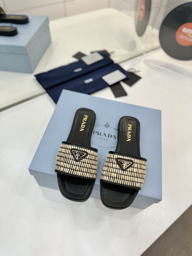 Prada women's shoes Factory price "Prada woven slippers" — 1:1 Replica — photo 3