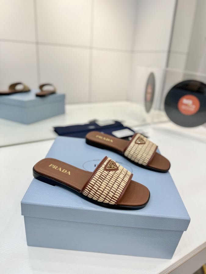 Prada women's shoes Factory price "Prada woven slippers" — Premium Replica