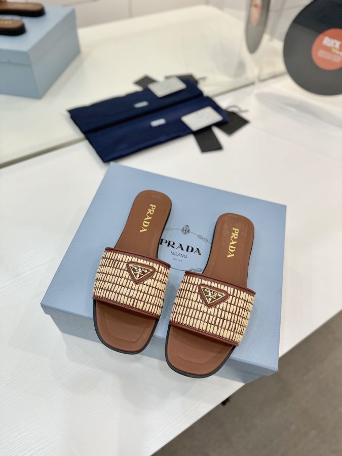 Prada women's shoes Factory price "Prada woven slippers" — Premium Replica — photo 3