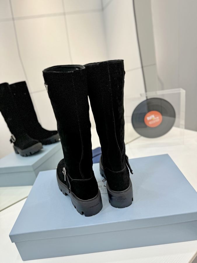 Prada women's shoes Factory price PRADA long boots — 1:1 Replica — photo 8