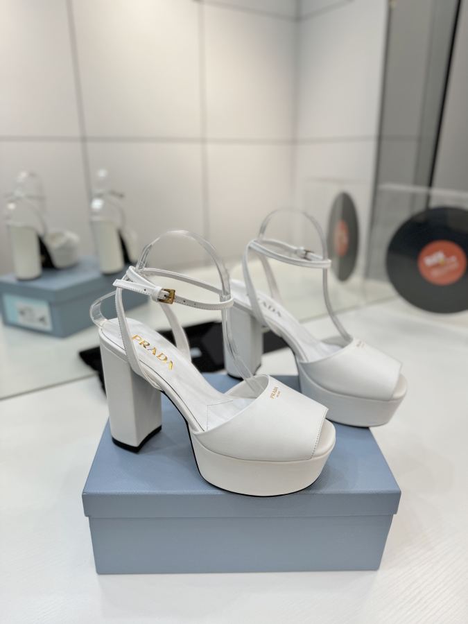 Prada women's shoes Factory price "Prada Water Table" — 1:1 Replica