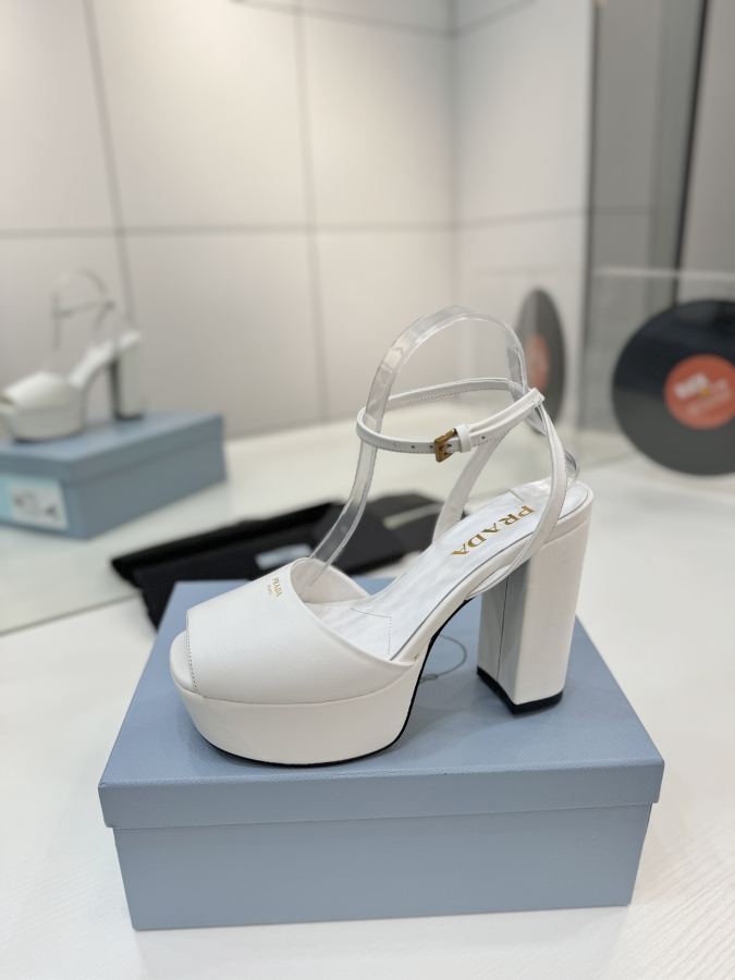 Prada women's shoes Factory price "Prada Water Table" — 1:1 Replica — photo 4