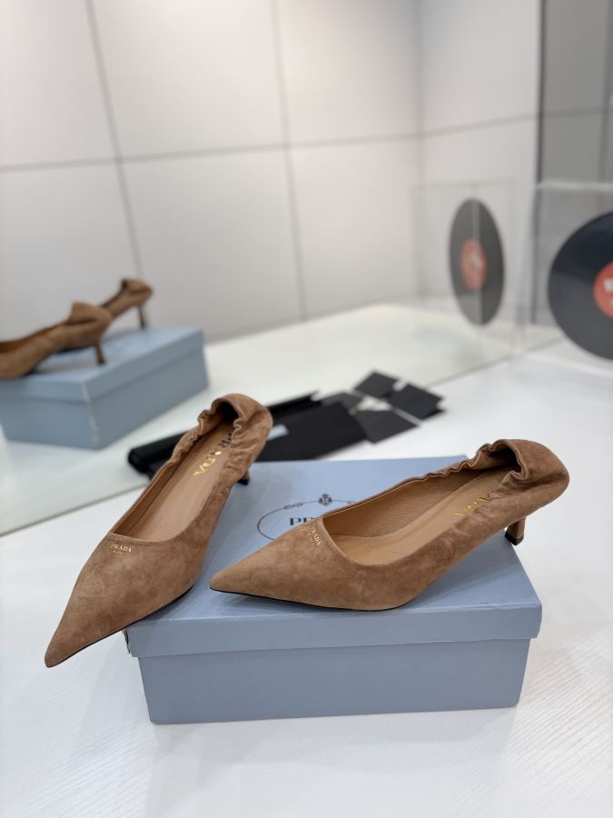 Prada women's shoes Factory price PRADA pointed toe high heels, — 1:1 Replica — photo 8