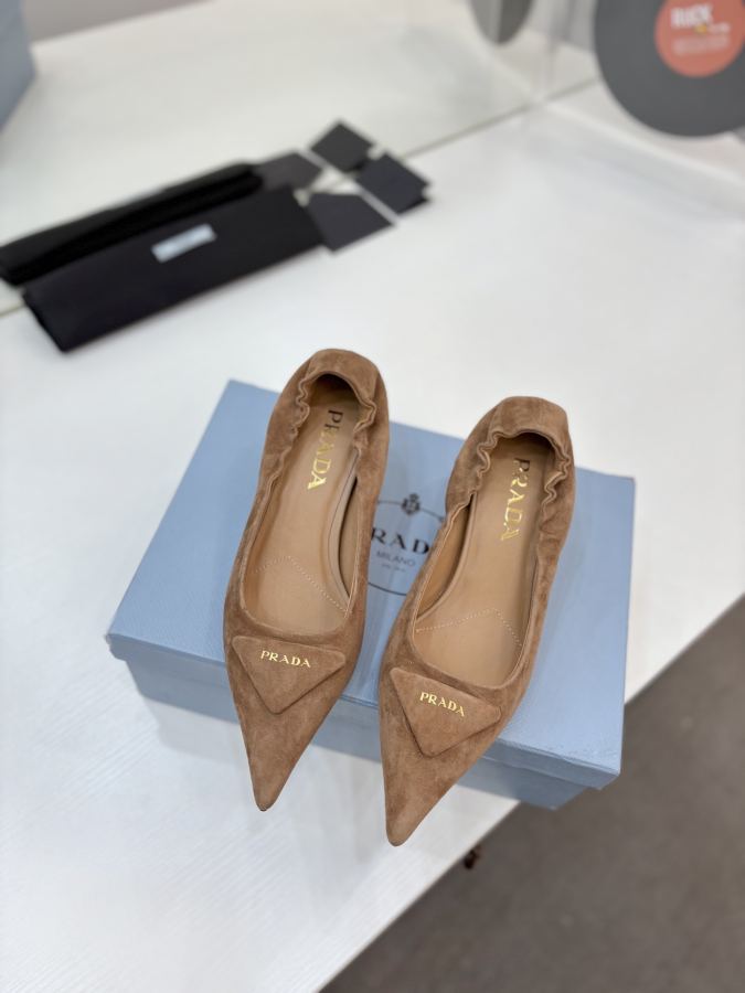 Prada women's shoes Factory price PRADA pointed toe high heels, — 1:1 Replica For Sale — photo 3