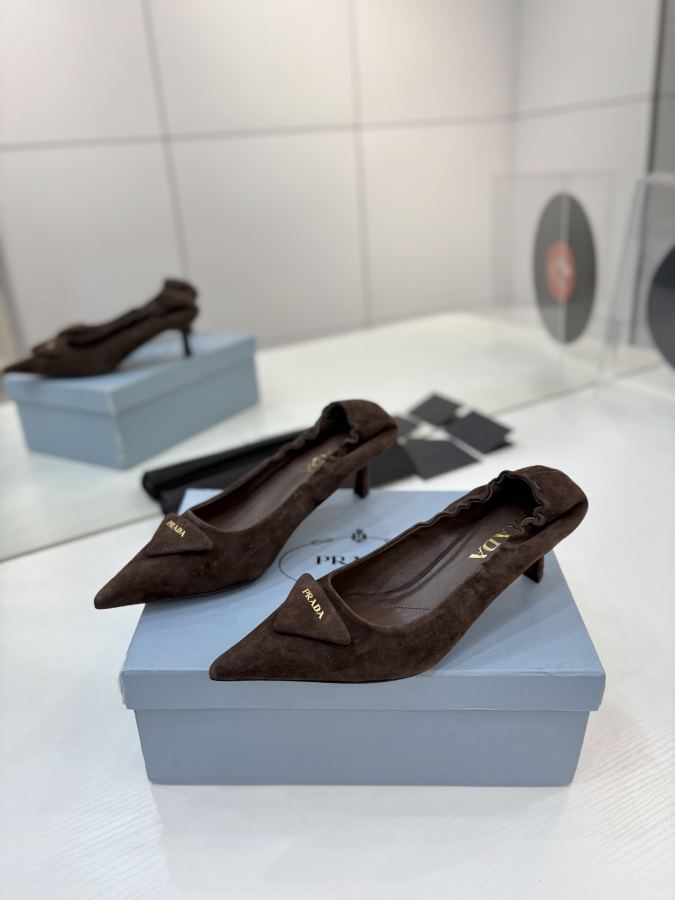 Prada women's shoes Factory price PRADA pointed toe high heels, — AAA Quality Replica — photo 2