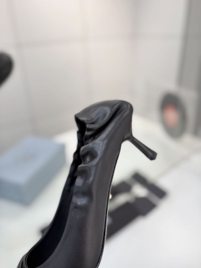 Prada women's shoes Factory price PRADA pointed toe high heels, — 1:1 Replica — photo 7