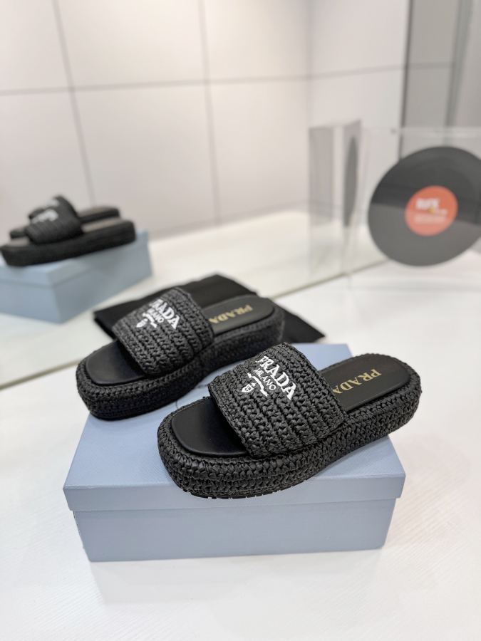 Prada women's shoes Factory price "PRADA woven electric embroidery" — Premium Replica — photo 2