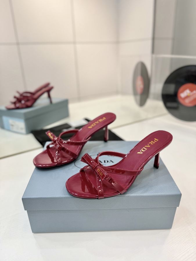 Prada women's shoes Factory price (patent leather ribbon bow) — 1:1 Replica For Sale — photo 2