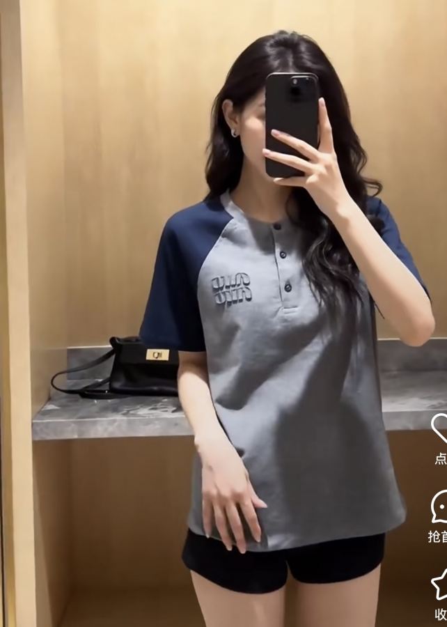 Miumiu Women Miu M*u 26 Ss logo T Logo S | M | L — 1:1 Replica — photo 3
