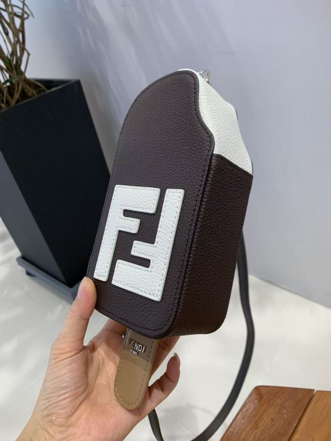 Сумка Fendi FF FENDI Roma 25*5*5см 445� — photo 3