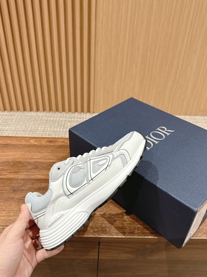Dior women's shoes # 𝐂𝐇𝐑𝐈𝐒𝐓𝐈𝐀𝐍 𝐃𝐈𝐎𝐑 𝐁𝟯𝟬 Dad Shoes — 1:1 Replica For Sale — photo 5