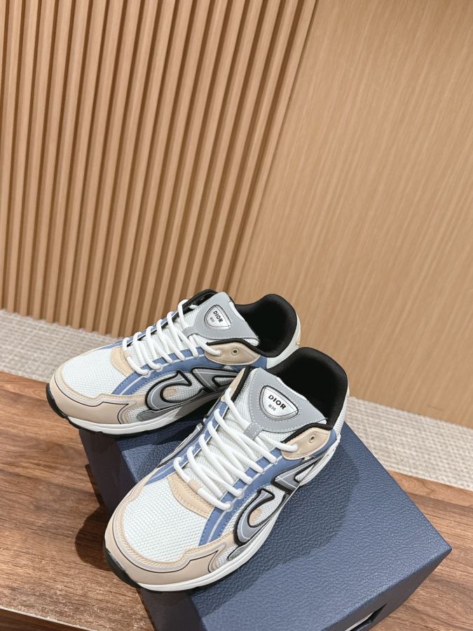 Dior women's shoes # 𝐂𝐇𝐑𝐈𝐒𝐓𝐈𝐀𝐍 𝐃𝐈𝐎𝐑 𝐁𝟯𝟬 Dad Shoes — 1:1 Replica For Sale — photo 4