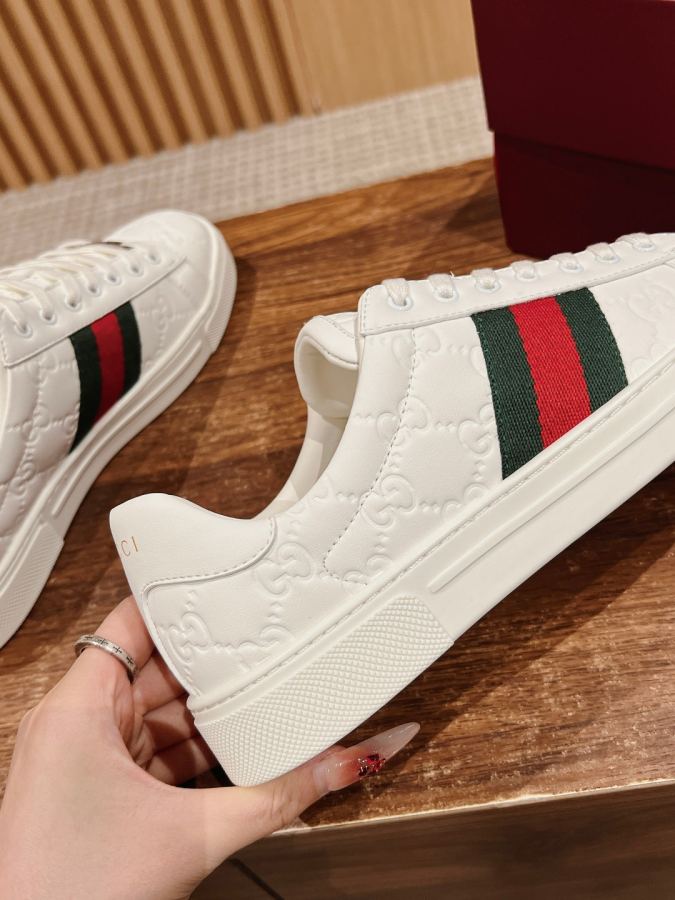 Gucci women's shoes 𝙂𝙪𝙘𝙘𝙞 𝘼𝙘𝙚# Gucci New white shoes, casual sneakers for — 1:1 Replica For Sale — photo 7