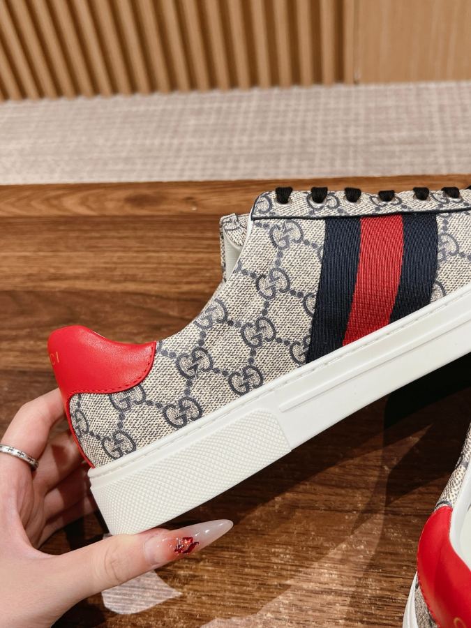 Gucci women's shoes 𝙂𝙪𝙘𝙘𝙞 𝘼𝙘𝙚# Gucci New white shoes, casual sneakers for — AAA Quality Replica — photo 7