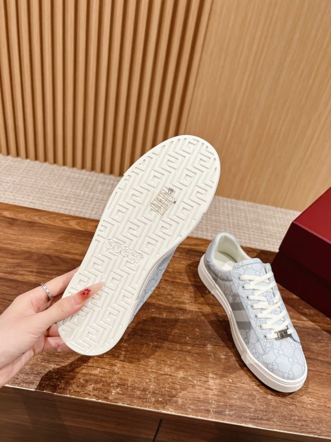 Gucci women's shoes 𝙂𝙪𝙘𝙘𝙞 𝘼𝙘𝙚# Gucci New white shoes, casual sneakers for — 1:1 Replica For Sale — photo 9