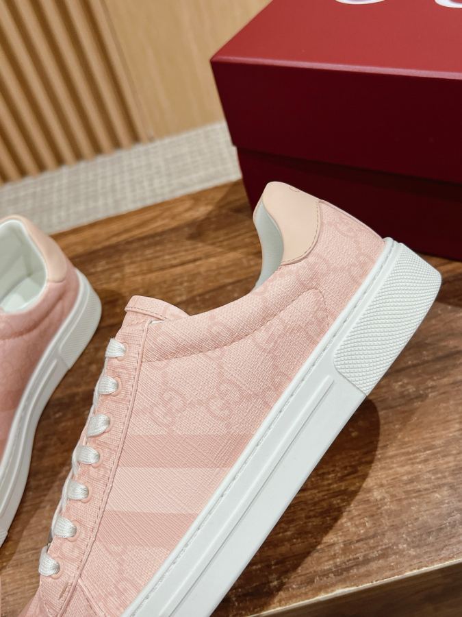 Gucci women's shoes 𝙂𝙪𝙘𝙘𝙞 𝘼𝙘𝙚# Gucci New white shoes, casual sneakers for — Premium Replica — photo 8