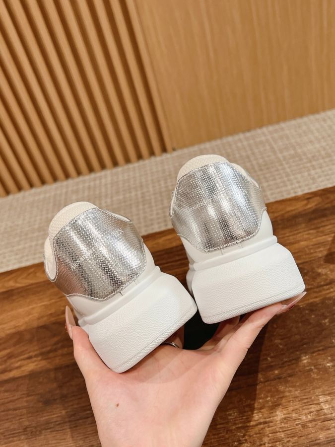 Alexander Mc Queen Women's Shoes +10 𝐀𝐥𝐞𝐱𝐚𝐧𝐝𝐞𝐫 𝐌𝐜𝐐𝐔𝐄𝐄𝐍 — 1:1 Replica — photo 8