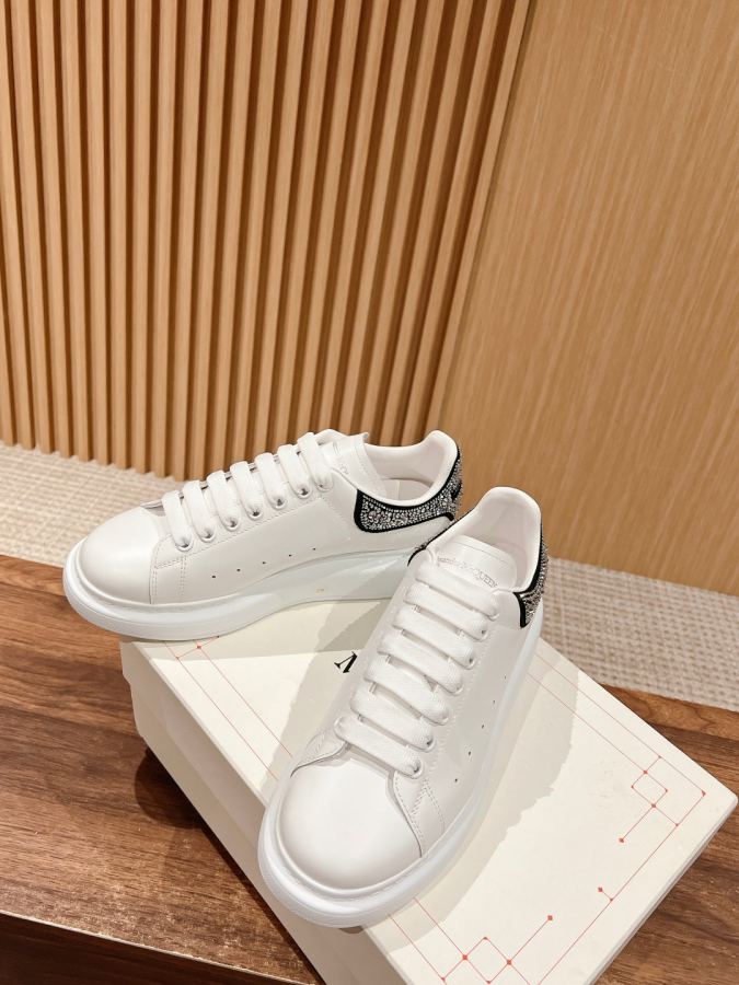 Alexander Mc Queen Women's Shoes Male +10【Silver Diamond Black Velvet】𝐀𝐥𝐞𝐱𝐚𝐧𝐝𝐞𝐫 — 1:1 Replica For Sale — photo 4