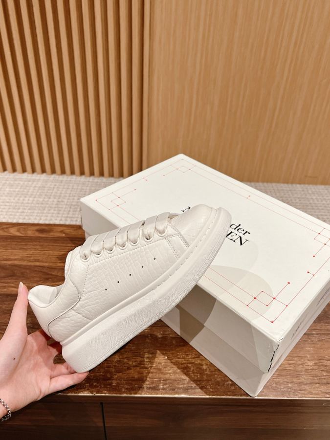 Alexander Mc Queen Women's Shoes Male +10 𝐀𝐥𝐞𝐱𝐚𝐧𝐝𝐞𝐫 𝐌𝐜𝐐𝐮𝐞𝐞𝐧# — 1:1 Replica For Sale — photo 5